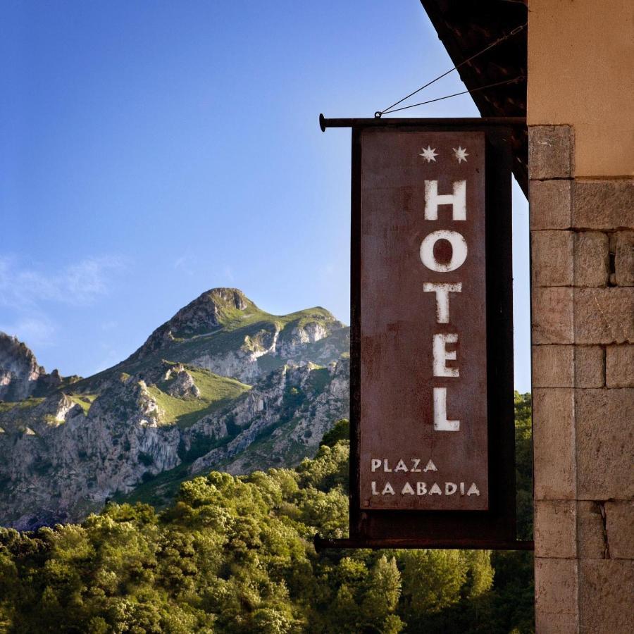 Hotel La Plaza Проаса Экстерьер фото